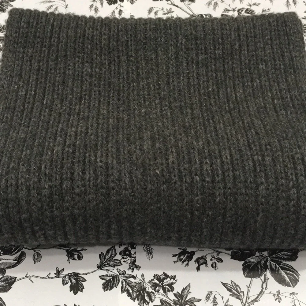 Men's Charcoal Gray Ribbed Knit Winter Scarf Long 70